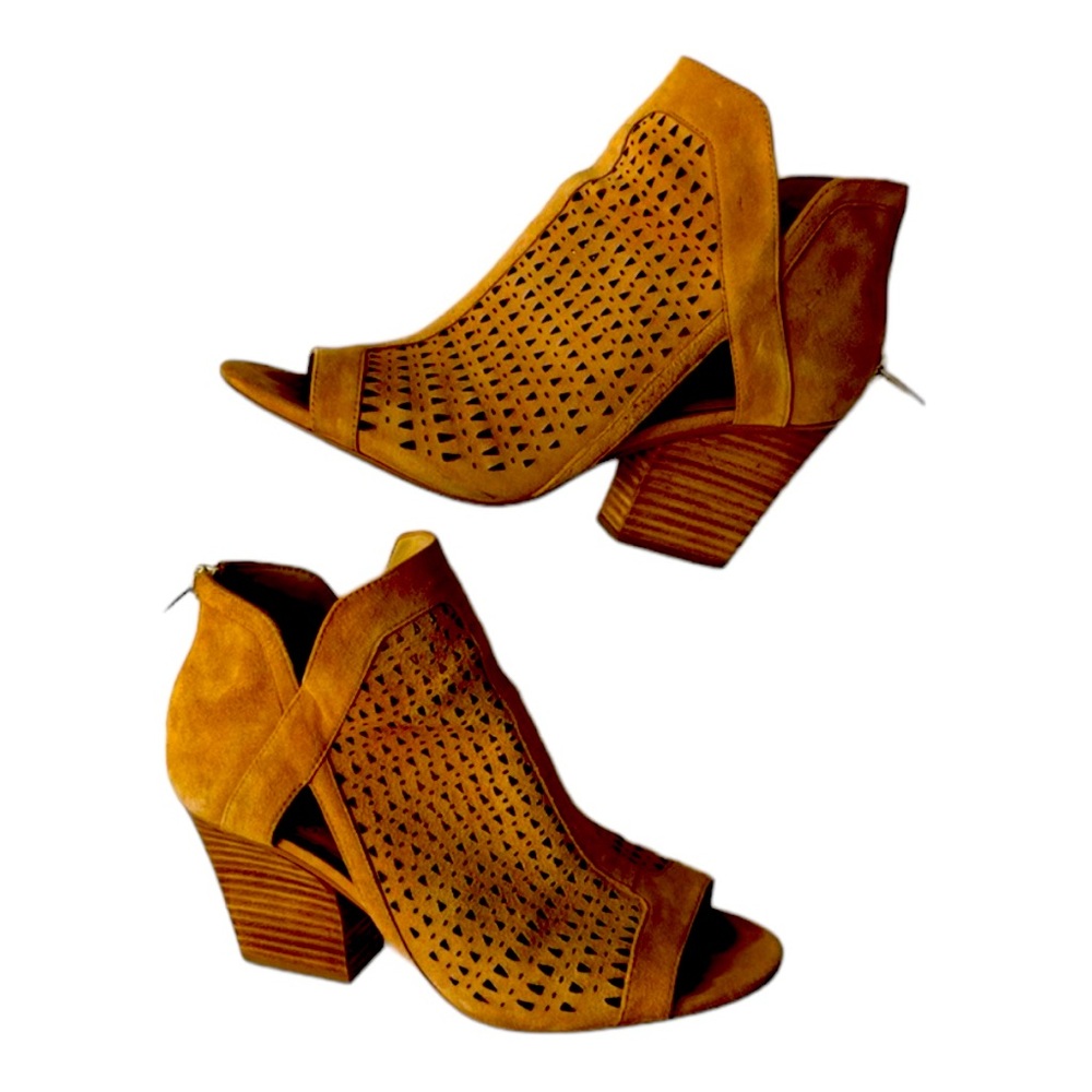 Vince Camuto booties, size 8